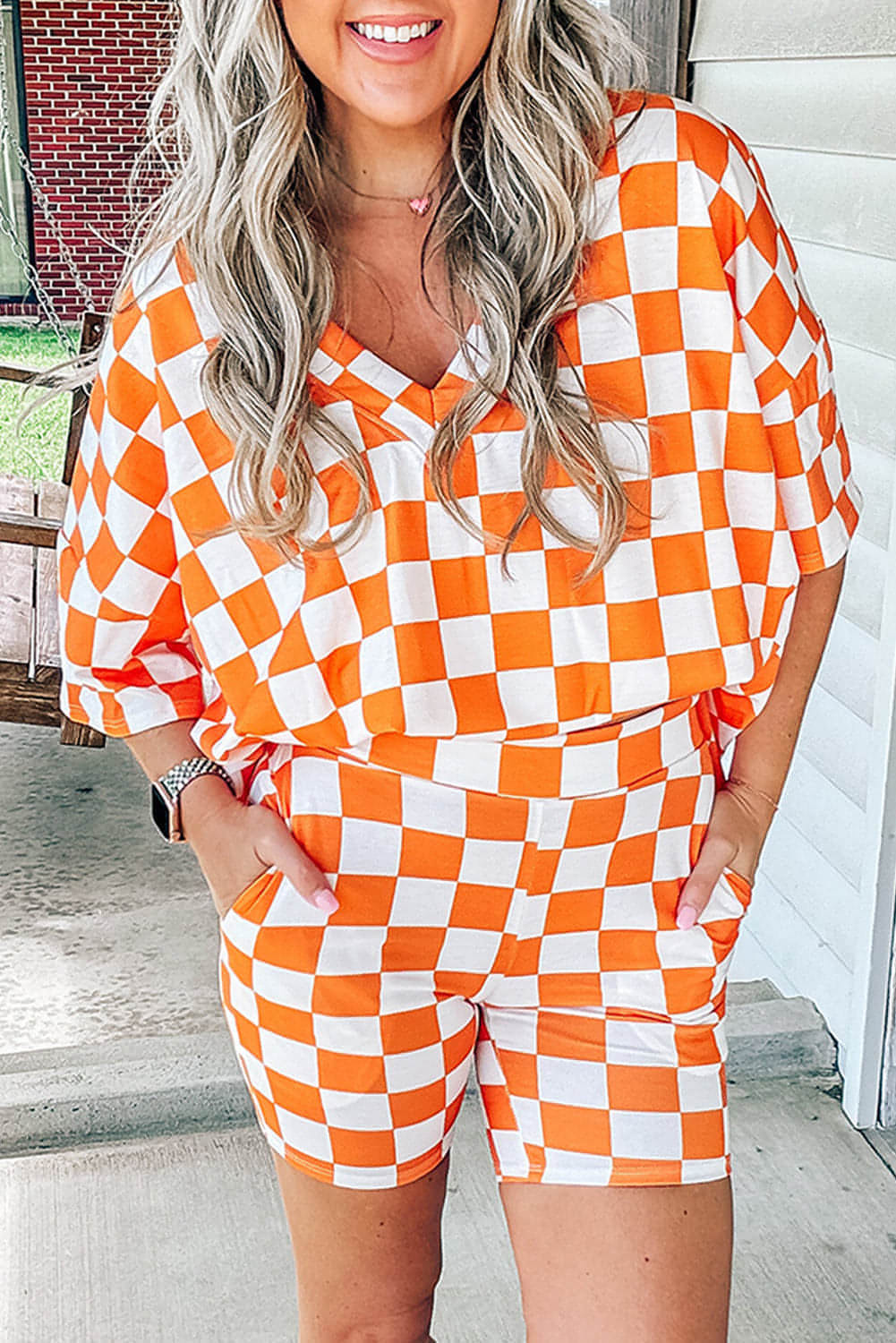Orange Checkerboard Druck gegen Nacken lose T -Shirts und Shorts Lounge Set