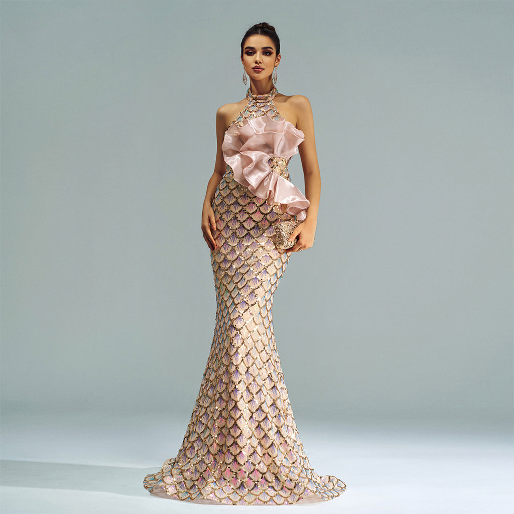 “Champagne Glam” Halter Mermaid Dress – Luxury for Elite Occasions