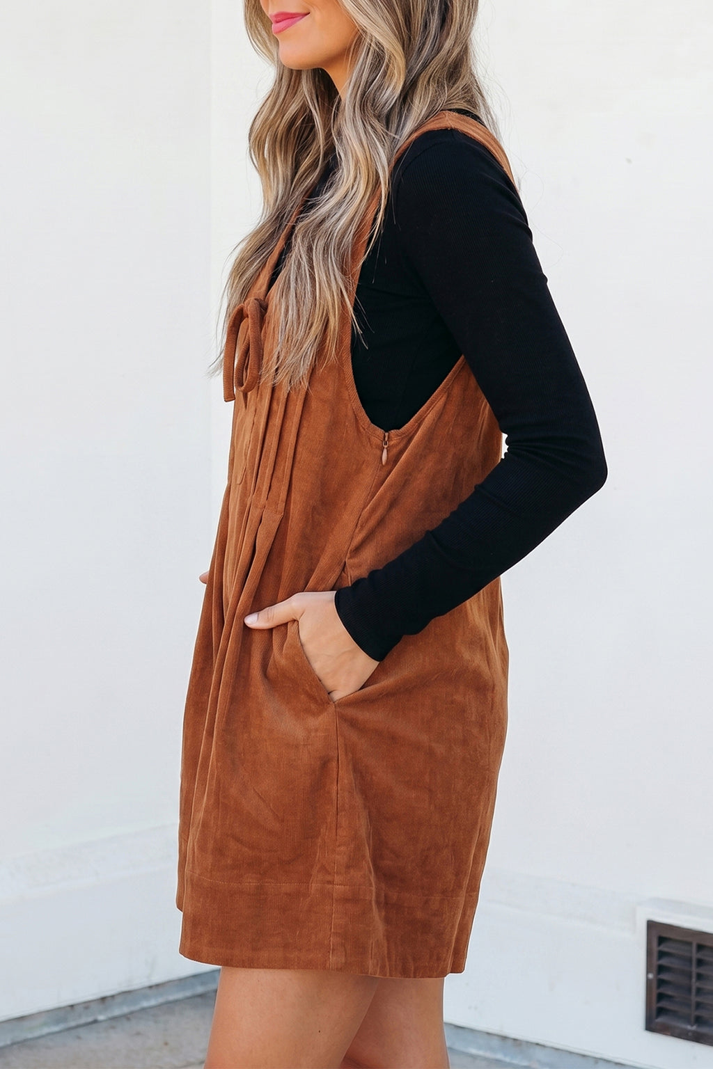 Cinnamon Solid Color Tie V Neck Sleeveless Corduroy Romper