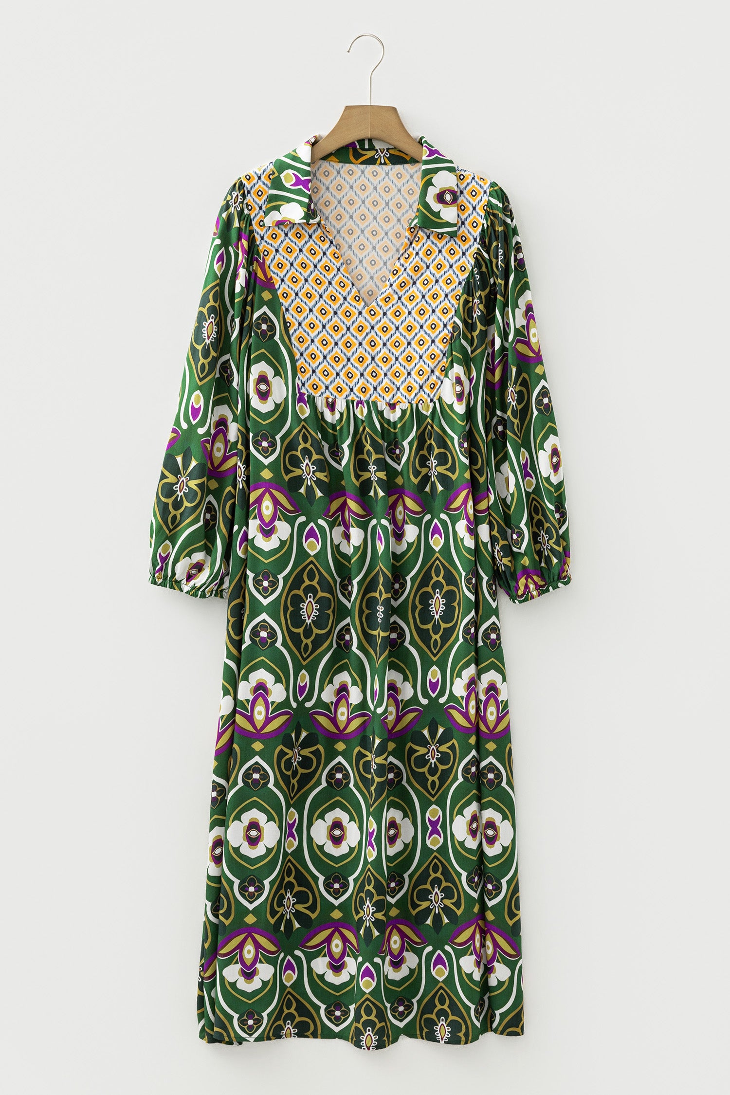 Green Plus Size Mixed Floral Patchwork V Neck Bracelet Sleeve Maxi Dress