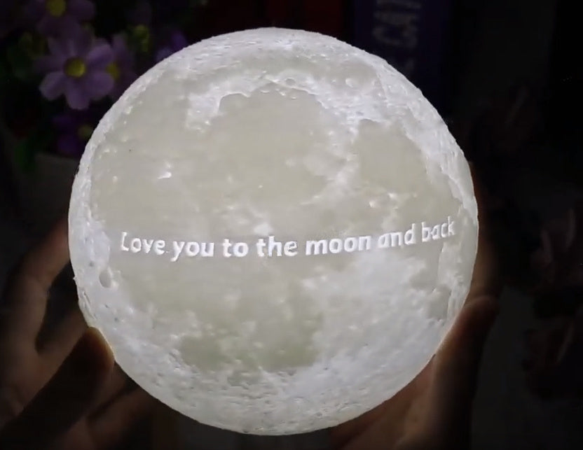 LunaGlow™ – Personalisierte 3D-Mondlampe mit Gravur & Foto