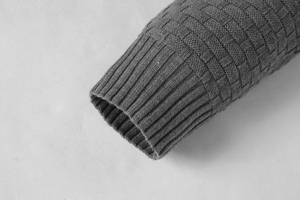 Un suéter con capucha para hombre