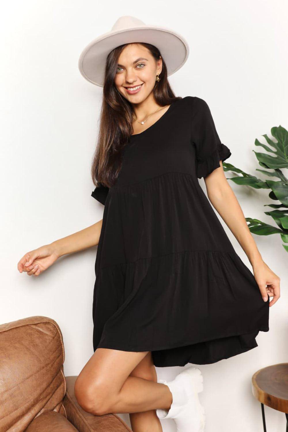 Vestido con escote en V y mangas con volantes de Mandy