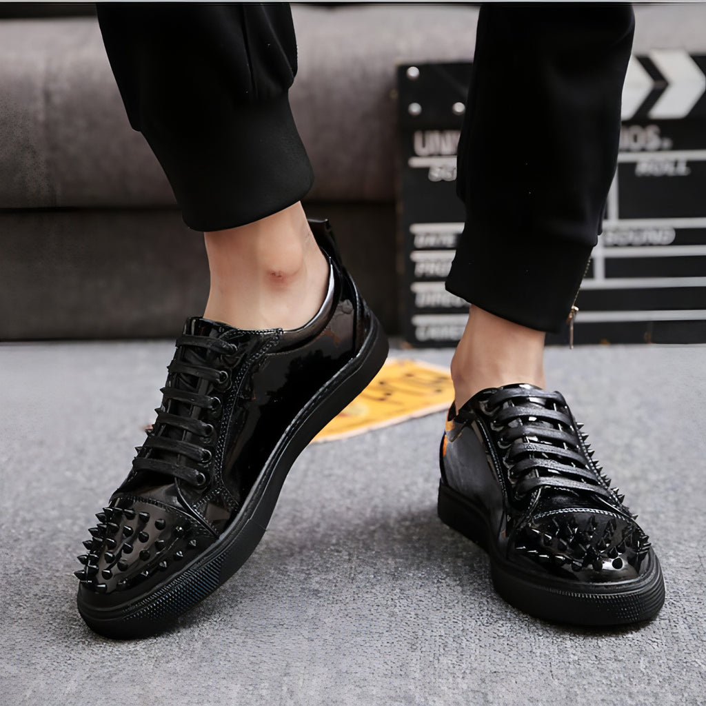 Zapatos de piel de vaca de moda europea y americana para hombres. 