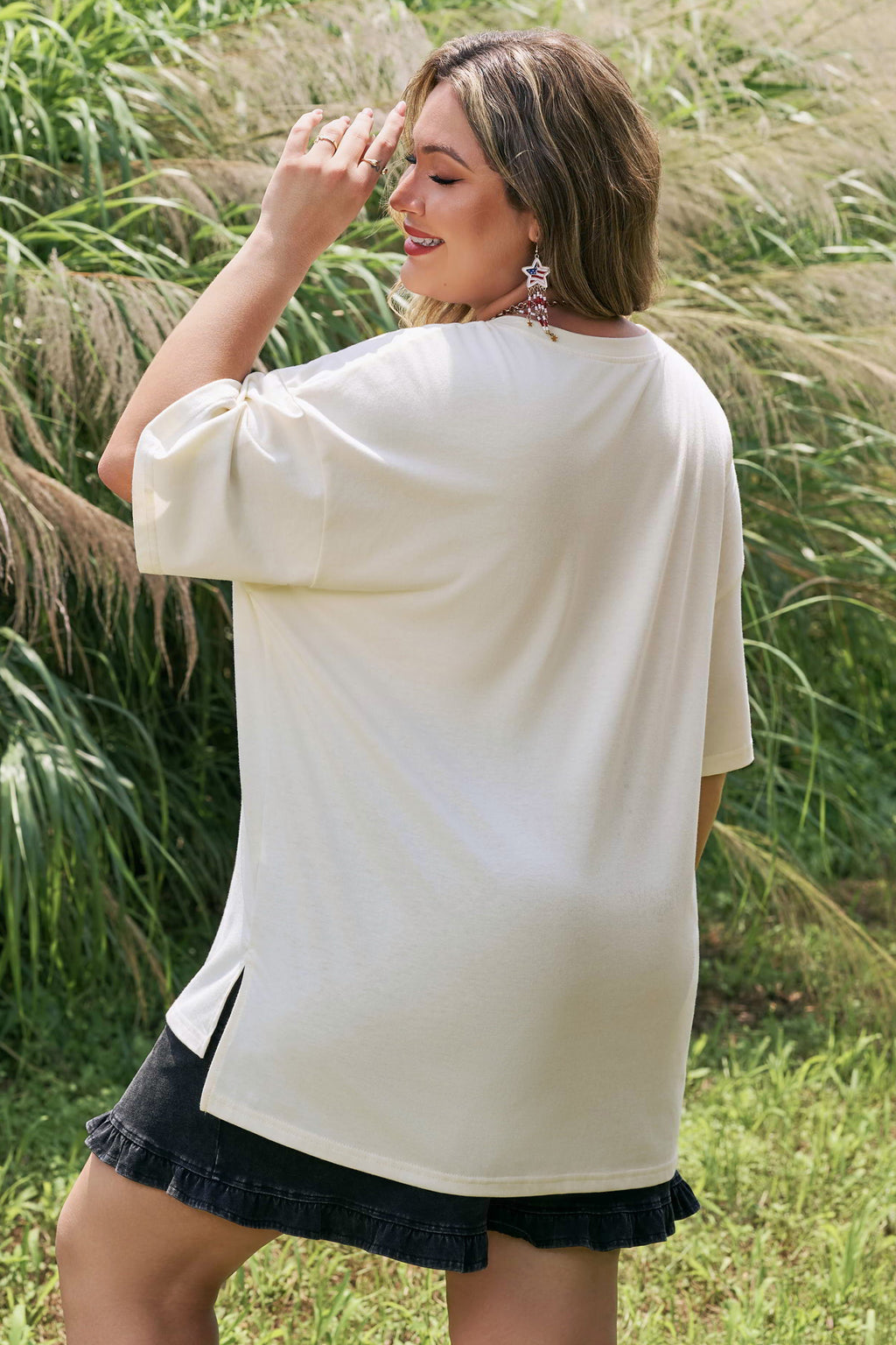 White Distressed Flag Bow Patched Plus Size T Shirt
