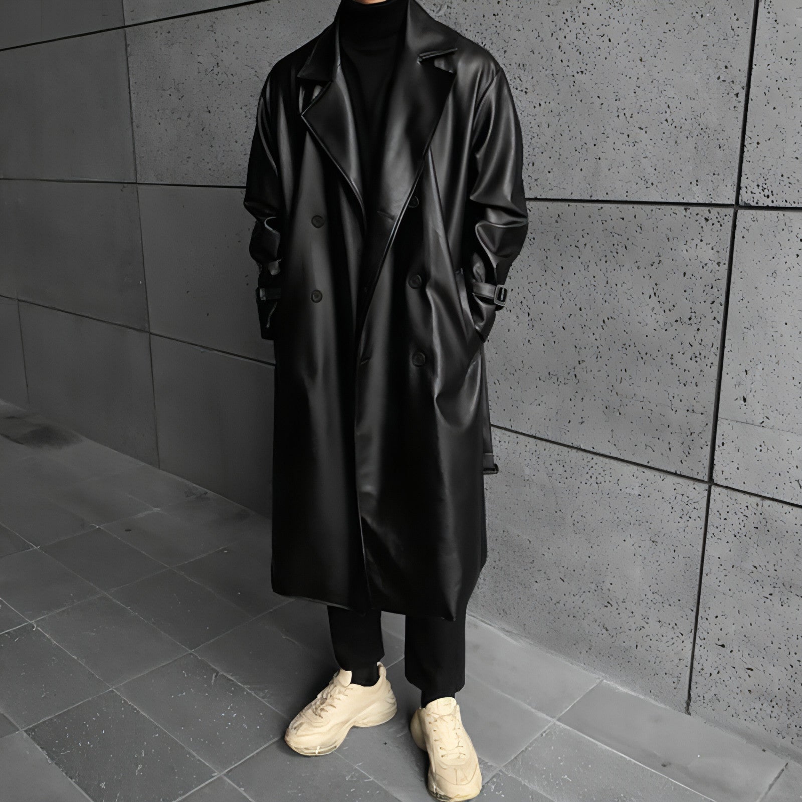 Gabardina de cuero cruzada de largo medio para hombre