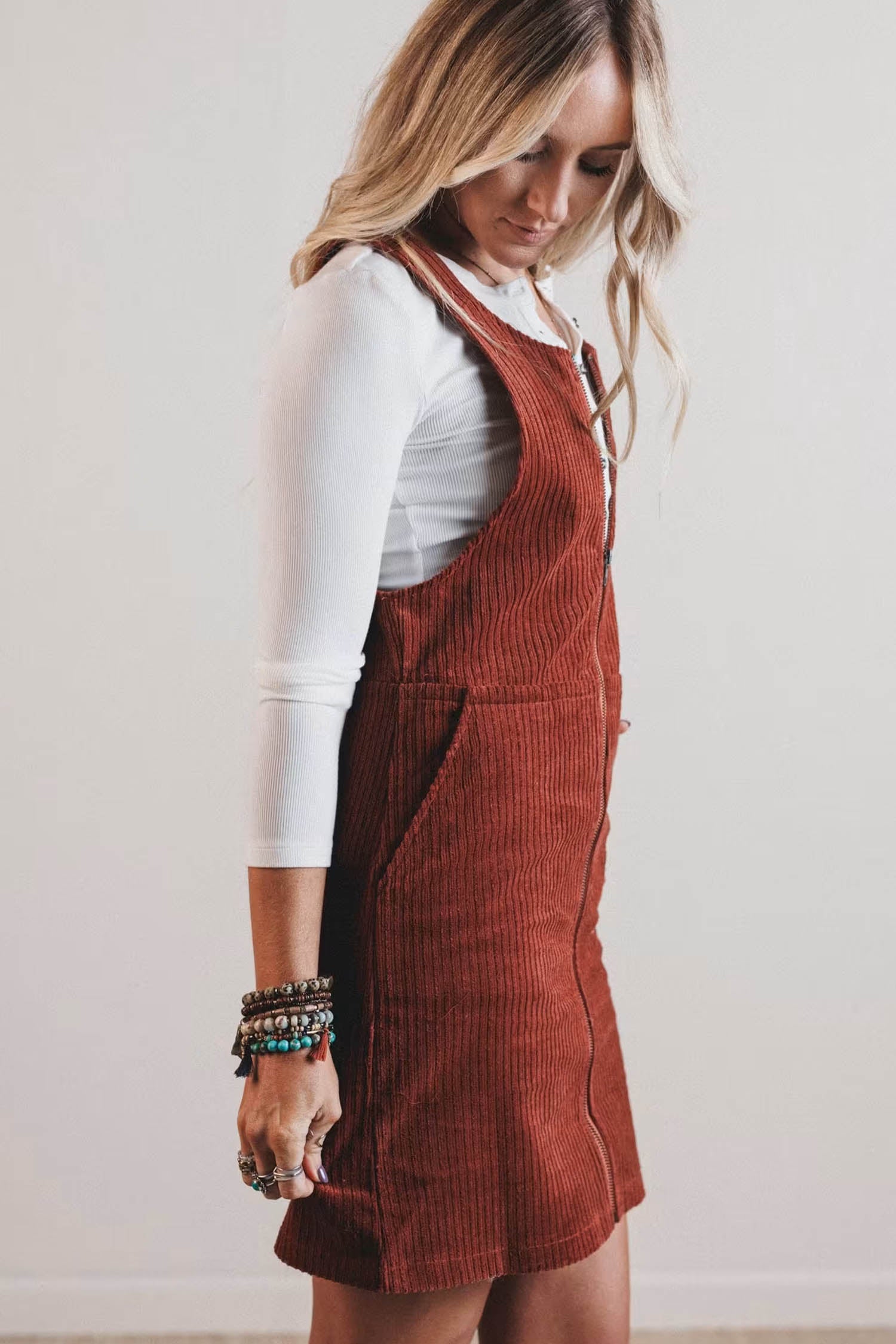 Clay Ribbed Corduroy Zip-Up Sleeveless Pocket Sheath Dress