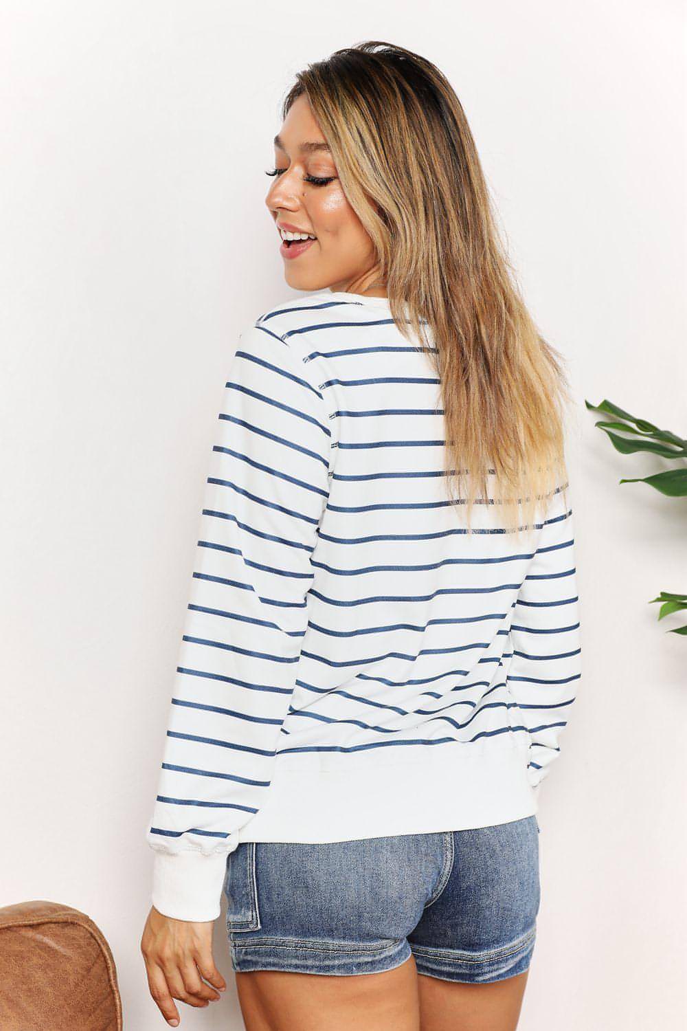 Blusa de cuello redondo y manga larga a rayas Double Take