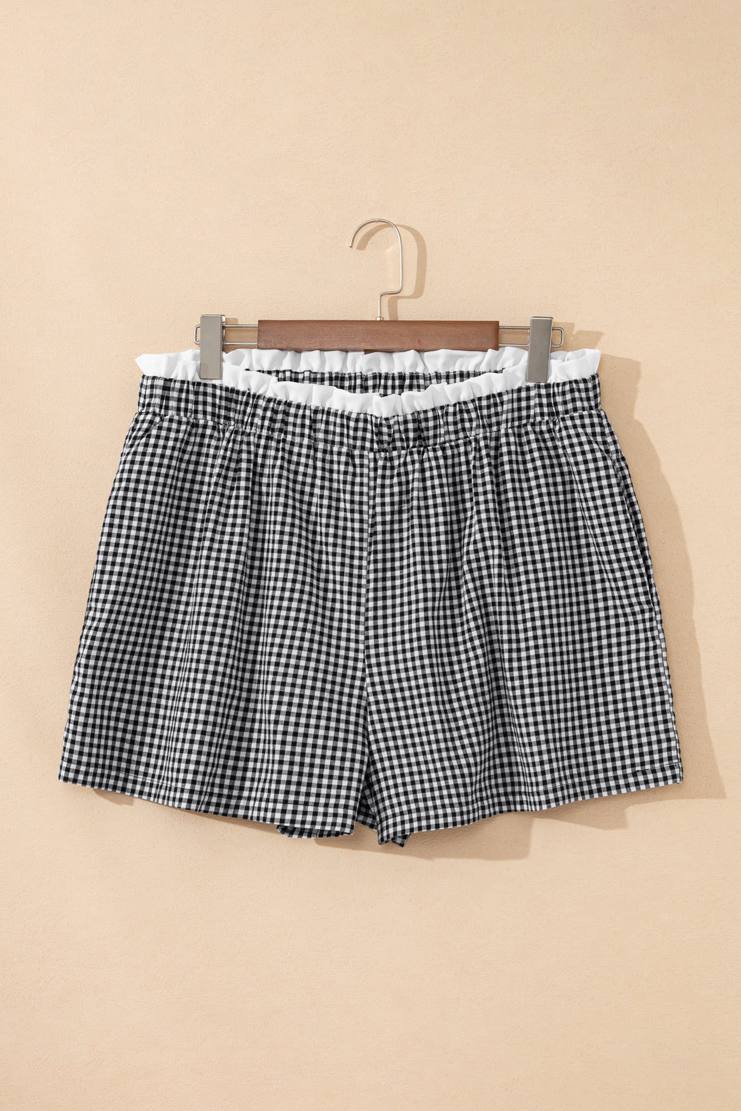 Pink Contrast Trim Plaid Print Plus Size Shorts