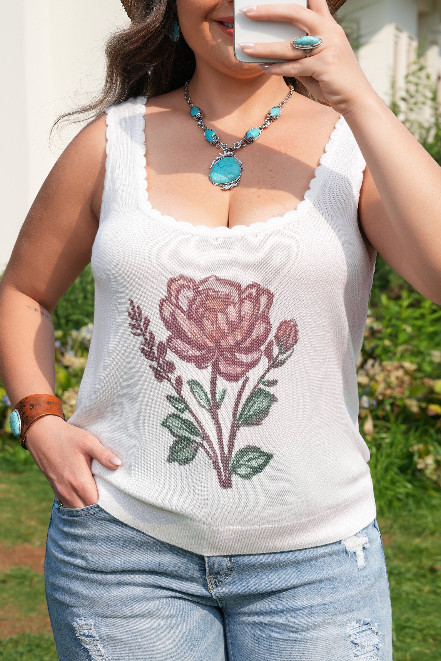 White Plus Size Floral Print Scalloped Trim Square Neck Sweater Vest
