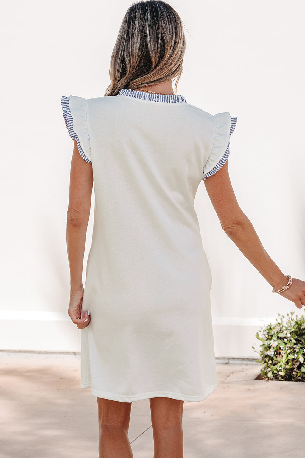 White Contrasted Striped Patchwork Split Neck Ruffle Trim Sleeveless Dress