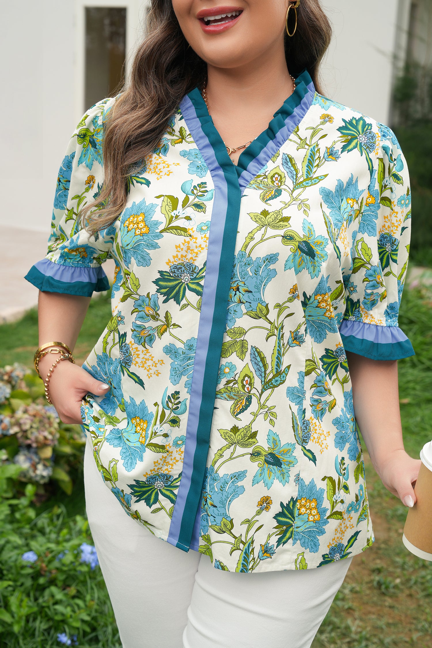 Sky Blue Plus Size Frilled V Neck Short Sleeve Floral Blouse