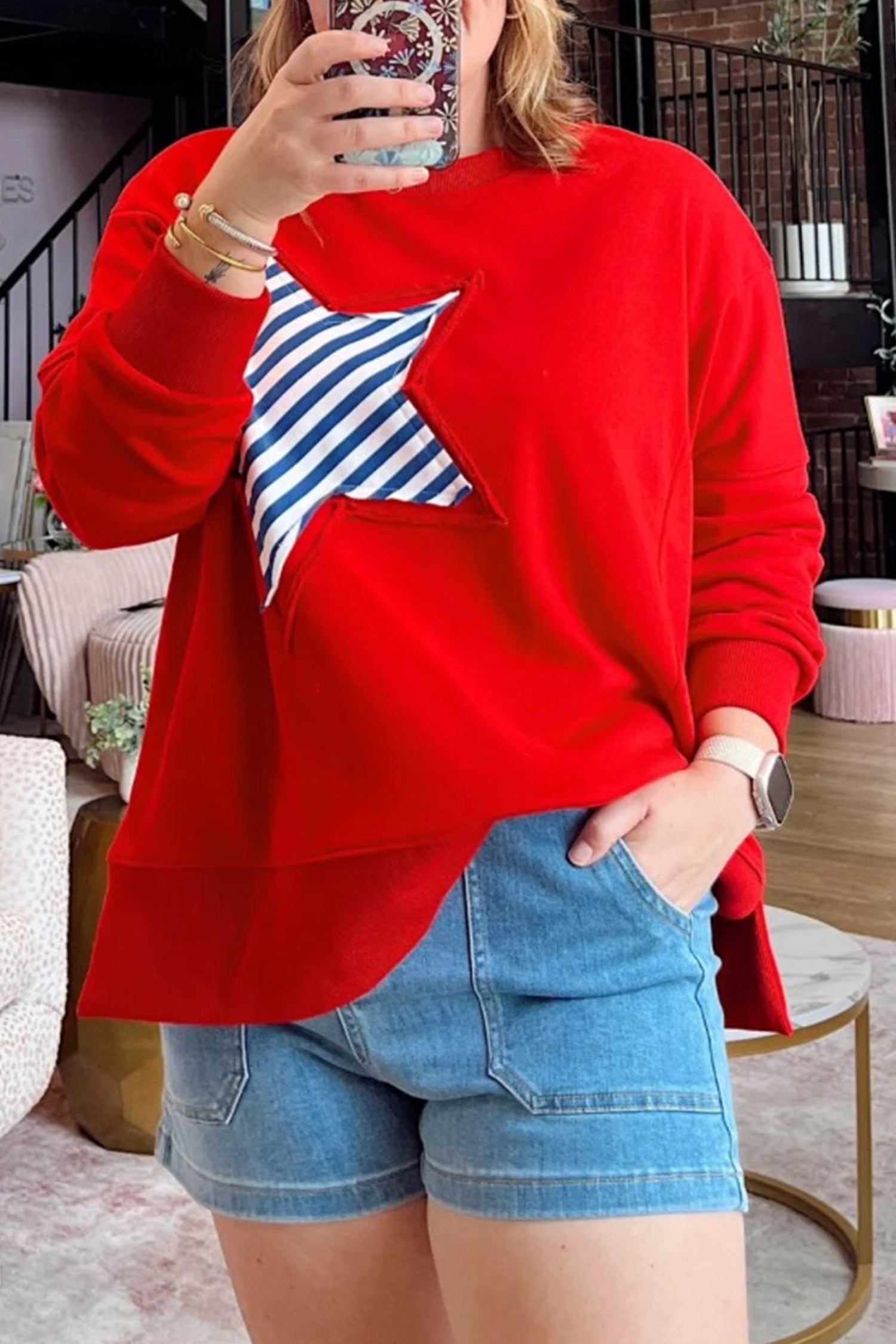 Fiery Red Patch Embroidery Star Colorblock Plus Size Sweatshirt