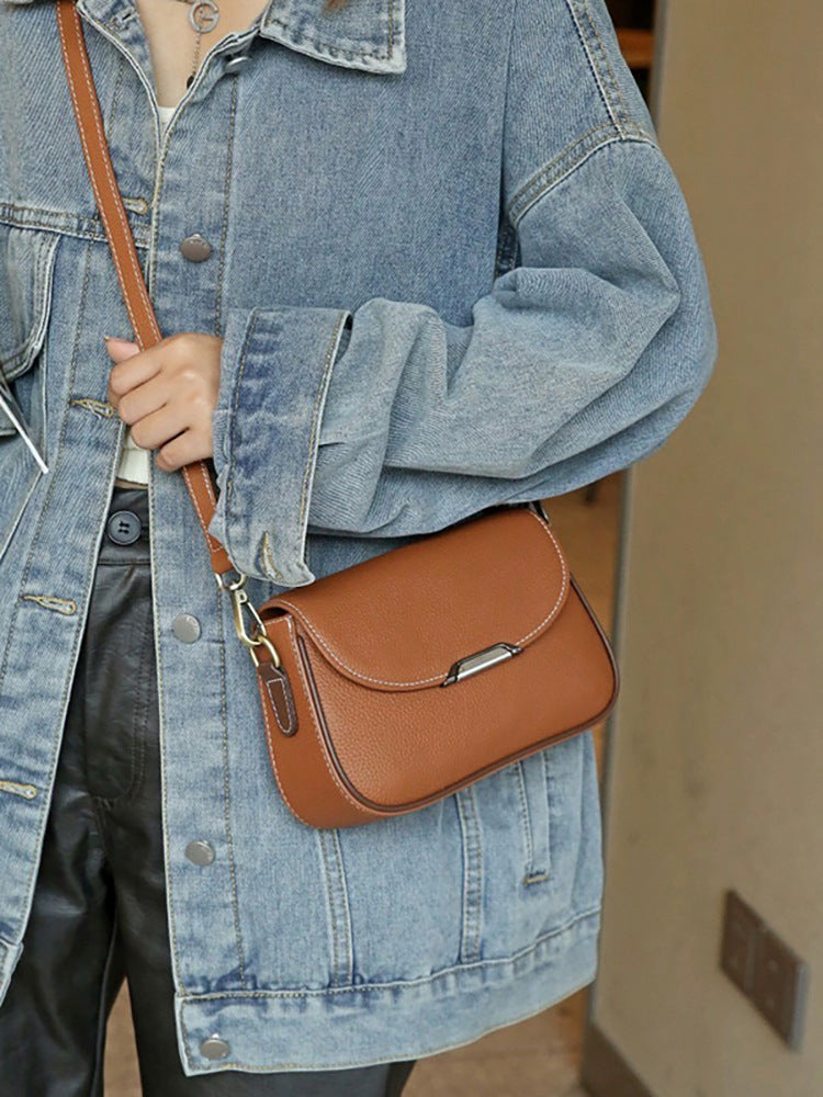 SolunaLuxe™ – Urban Nomad Square Bag