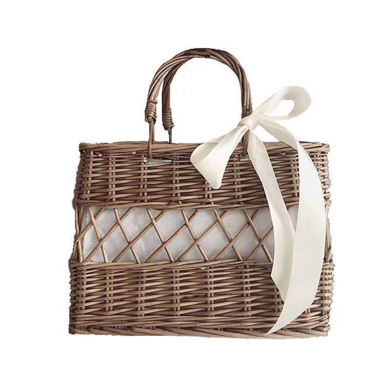 SolunaWeave™ – HollowBlossom Rattan Tote
