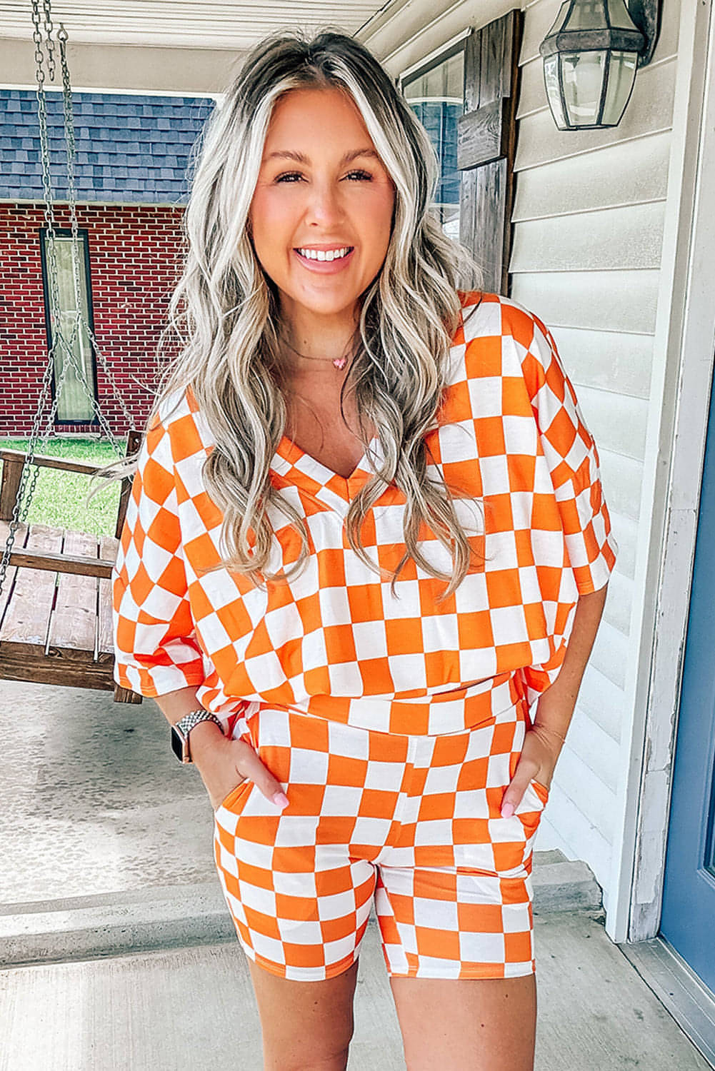 Orange Checkerboard Druck gegen Nacken lose T -Shirts und Shorts Lounge Set