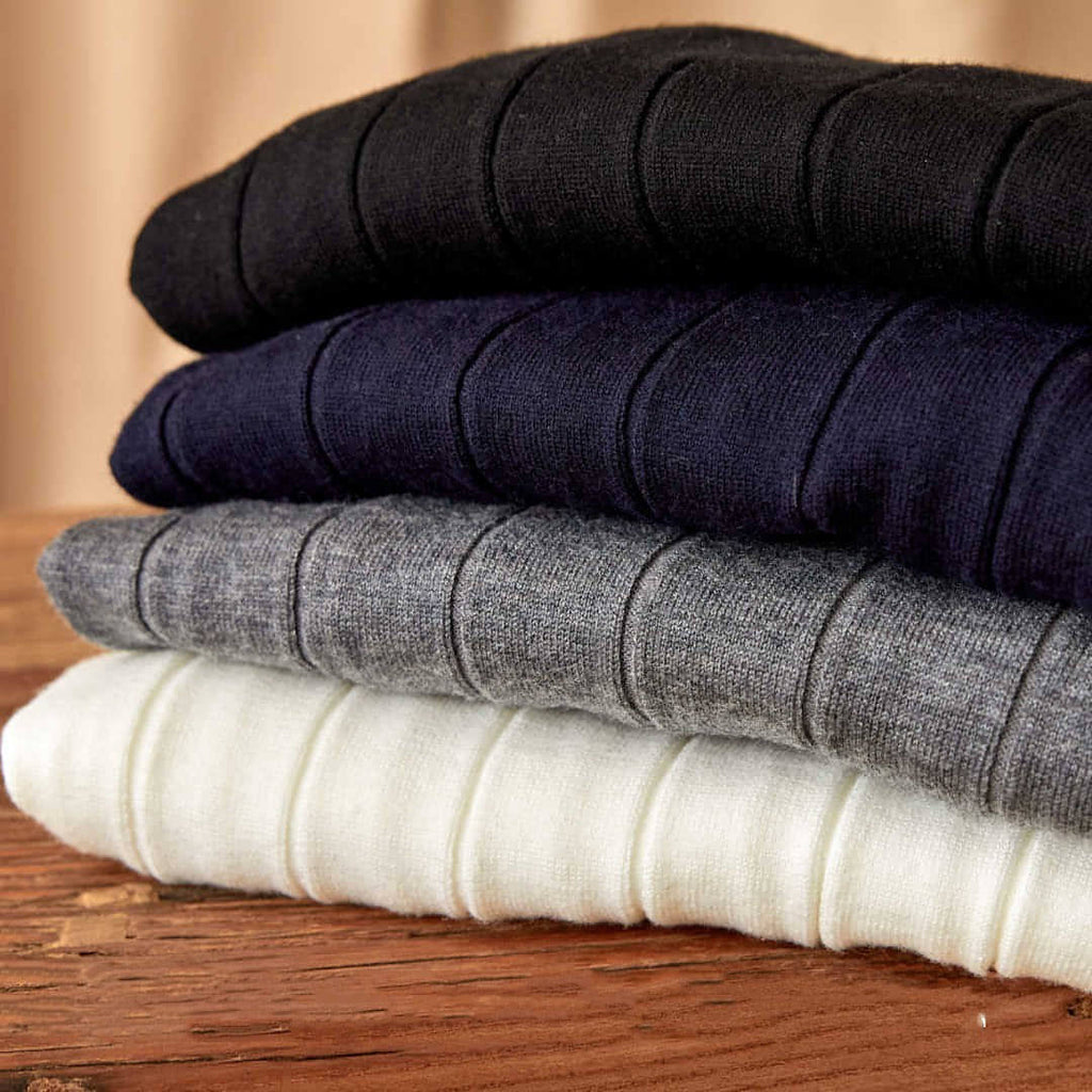 Suéter italiano de cuello alto y manga larga de moda para hombre