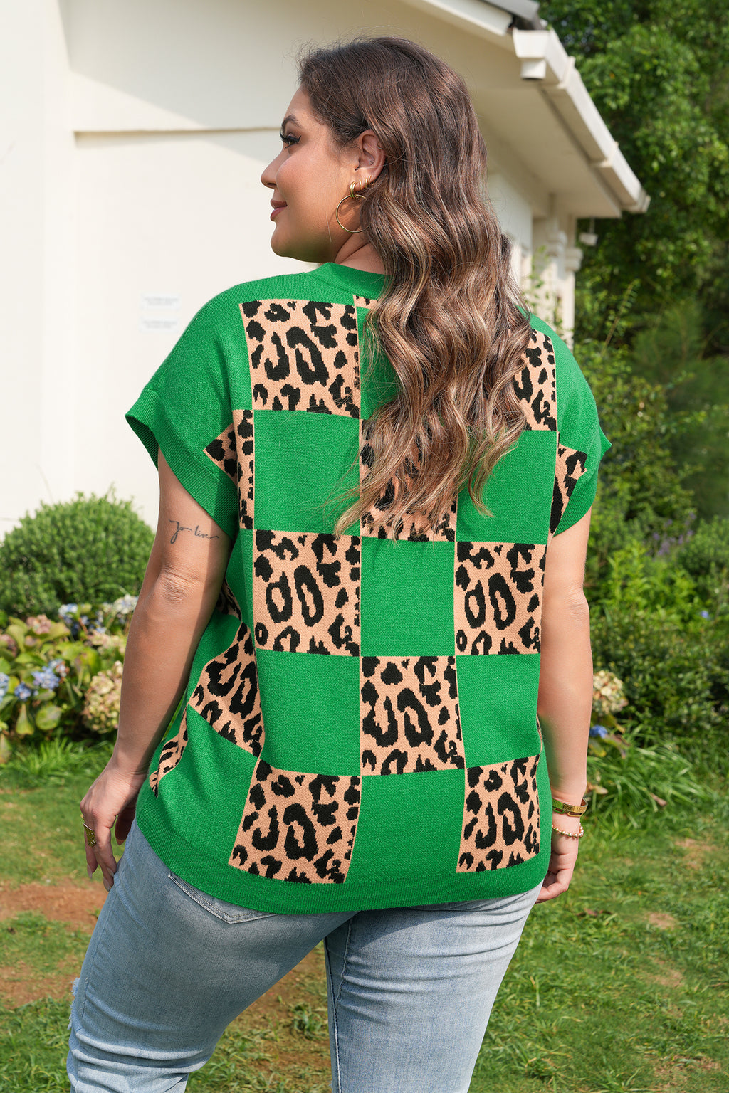 Green Plus Size Leopard Contrasted Checkered Short Sleeve Sweater