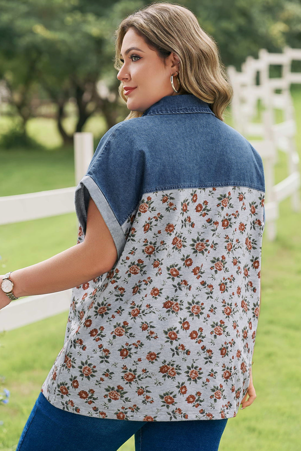 Gray Retro Floral Print Denim Patchwork Plus Size Polo Tee