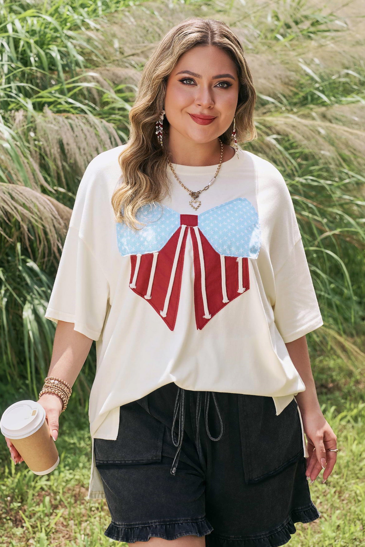 White Distressed Flag Bow Patched Plus Size T Shirt