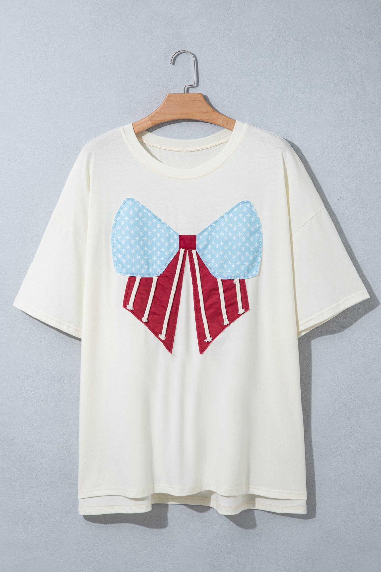 White Distressed Flag Bow Patched Plus Size T Shirt