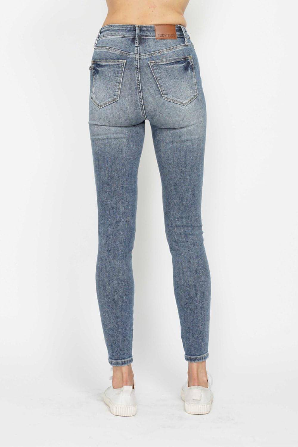Judy Blue Full størrelse Magekontroll Kontrastvask Skinny Jeans