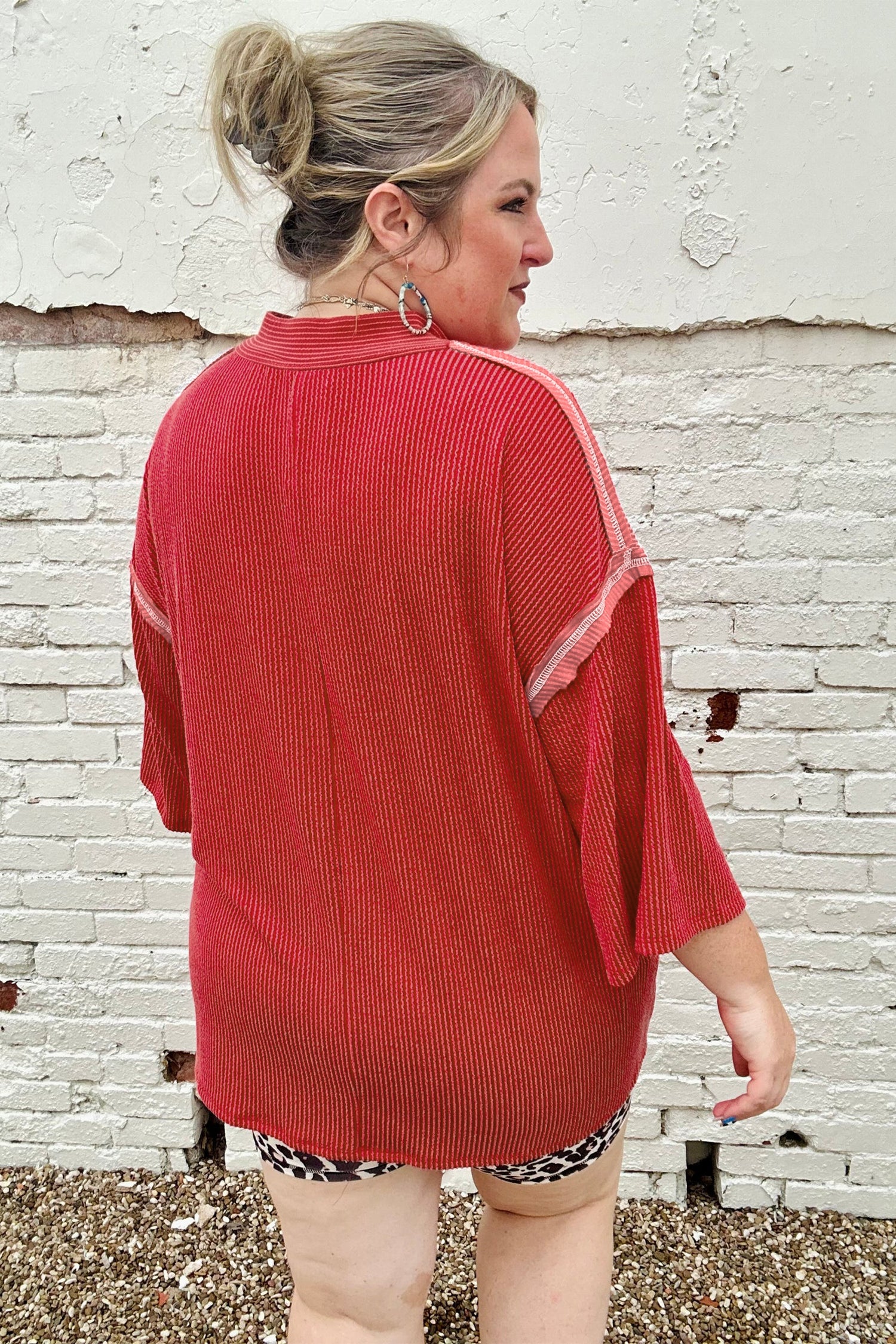 Fiery Red Twist Ribbed Tunic Round Neck Bracelet Sleeve Plus Size Blouse