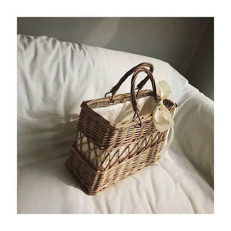 SolunaWeave™ – HollowBlossom Rattan Tote