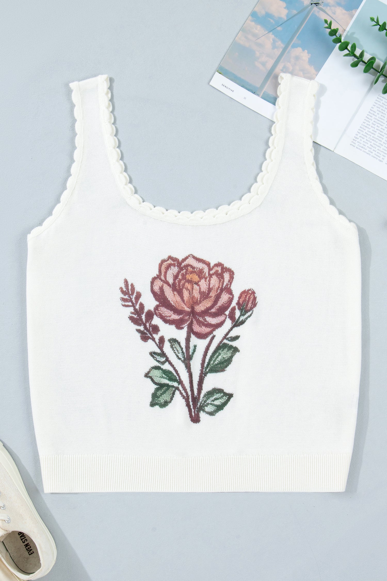 White Plus Size Floral Print Scalloped Trim Square Neck Sweater Vest