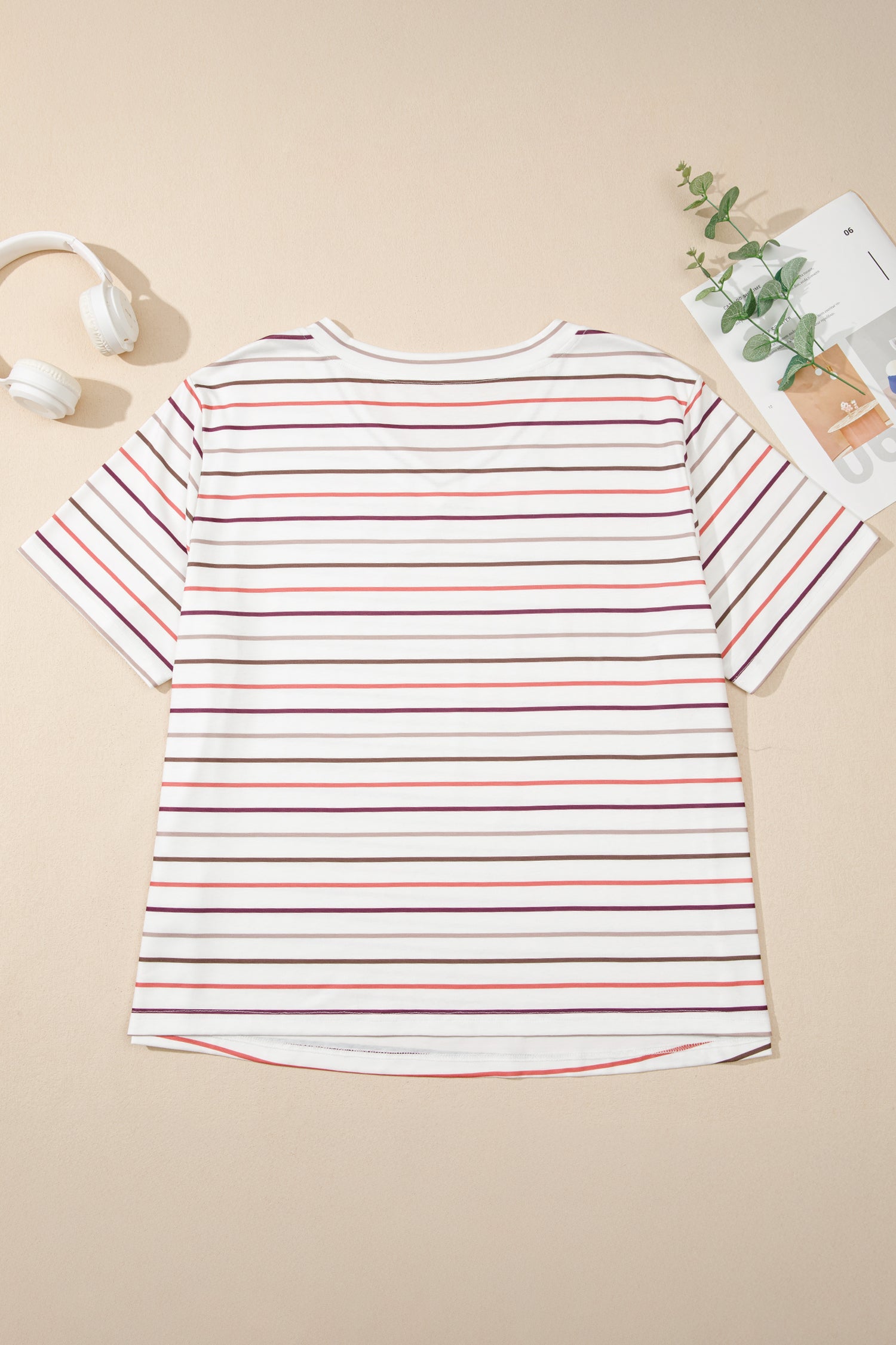 White Stripe V Neck Casual Plus Size Tee