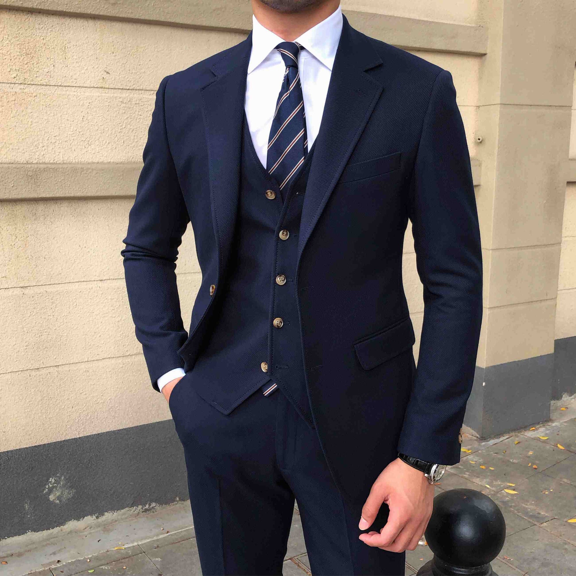 Vérselle™ – Slim-Fit Modern Three-Piece Suit
