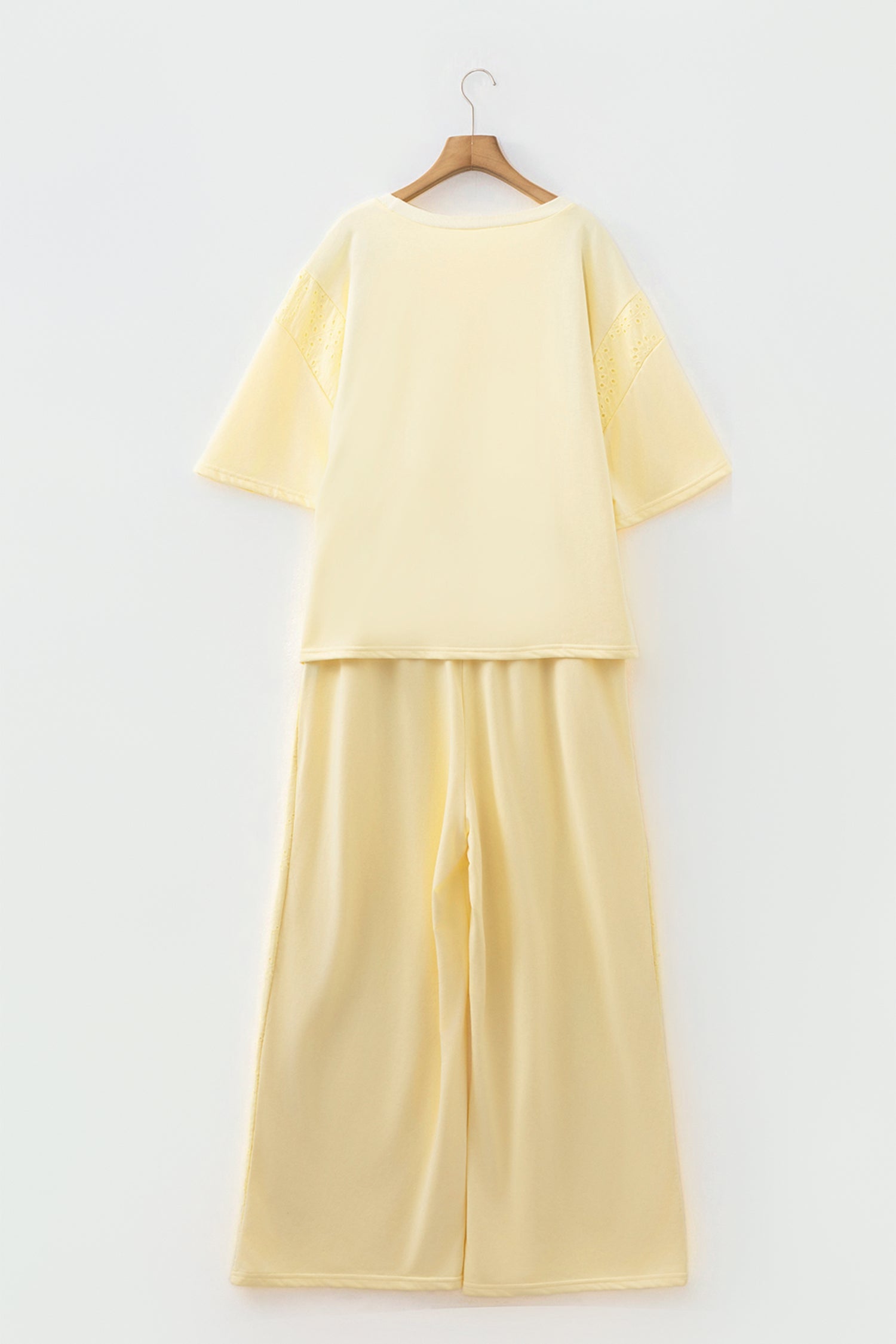 Yellow Cream Solid Color Eyelet Lace Panel Accent Plus Size 2pcs Outfit