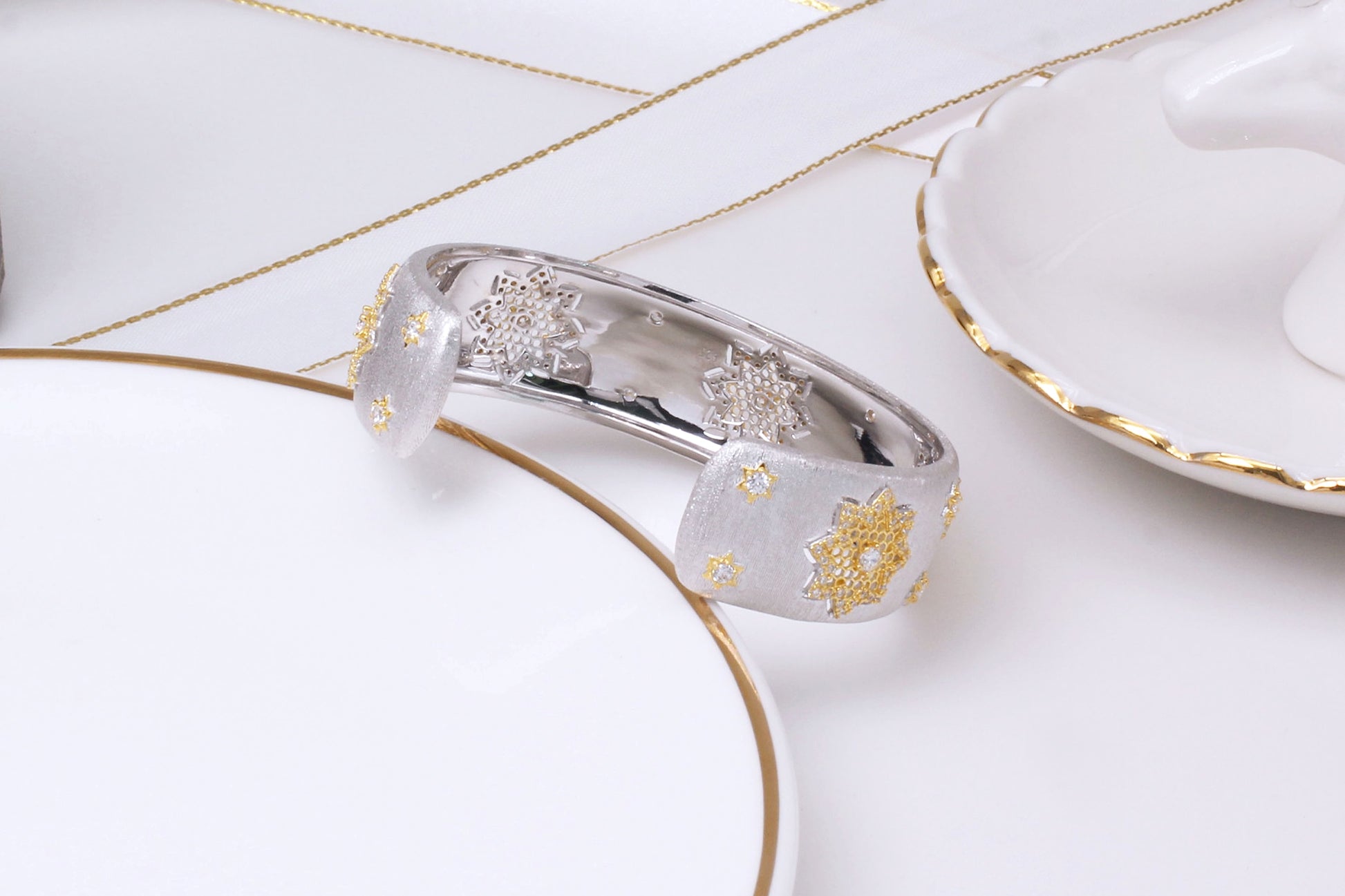 925 Silver Gold Plated Divided Snowflake Bracelet - enhanced image 1