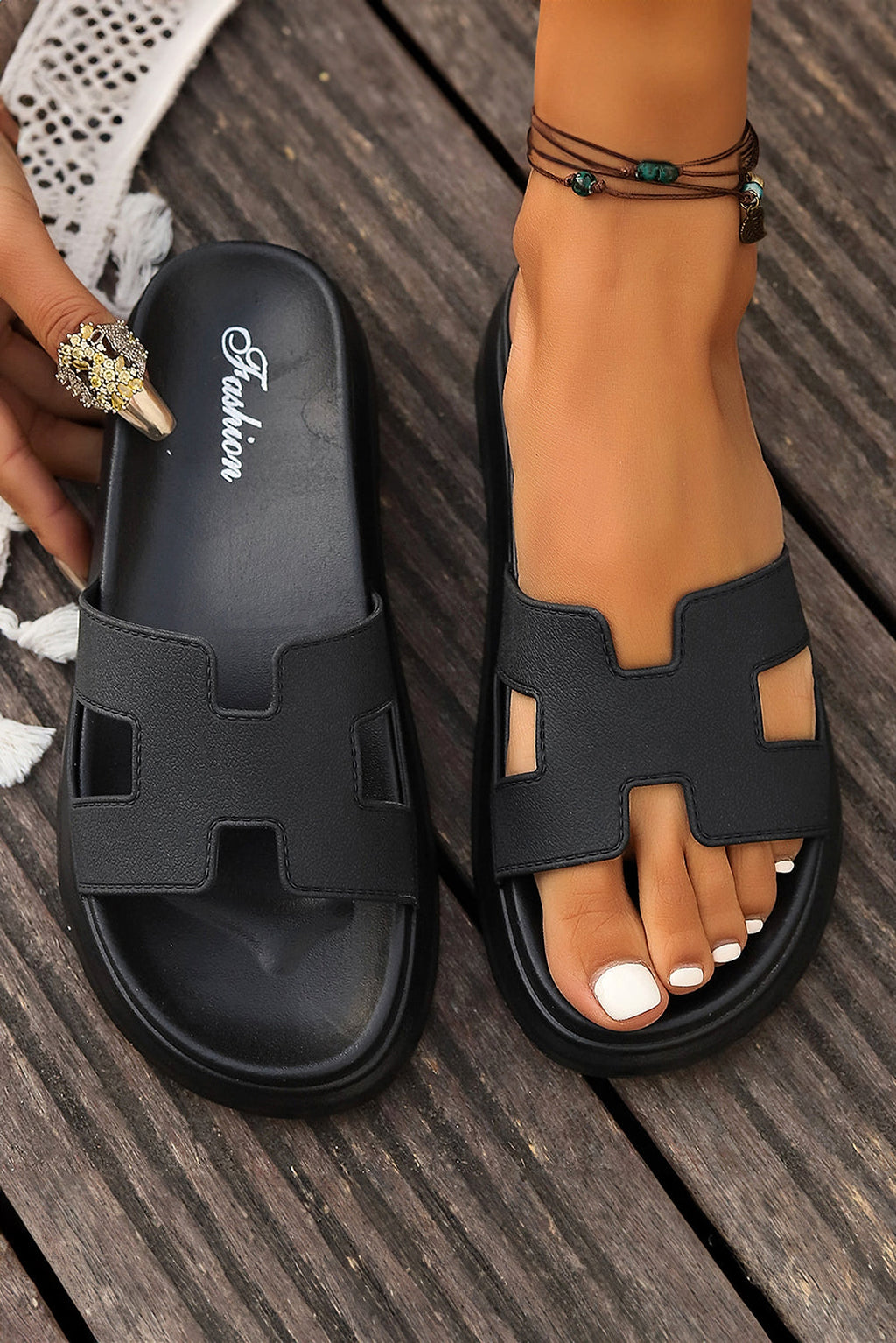 Black Cutout Design Open Toe Platform Slippers (Run Small, Size Up) - enhanced image 1