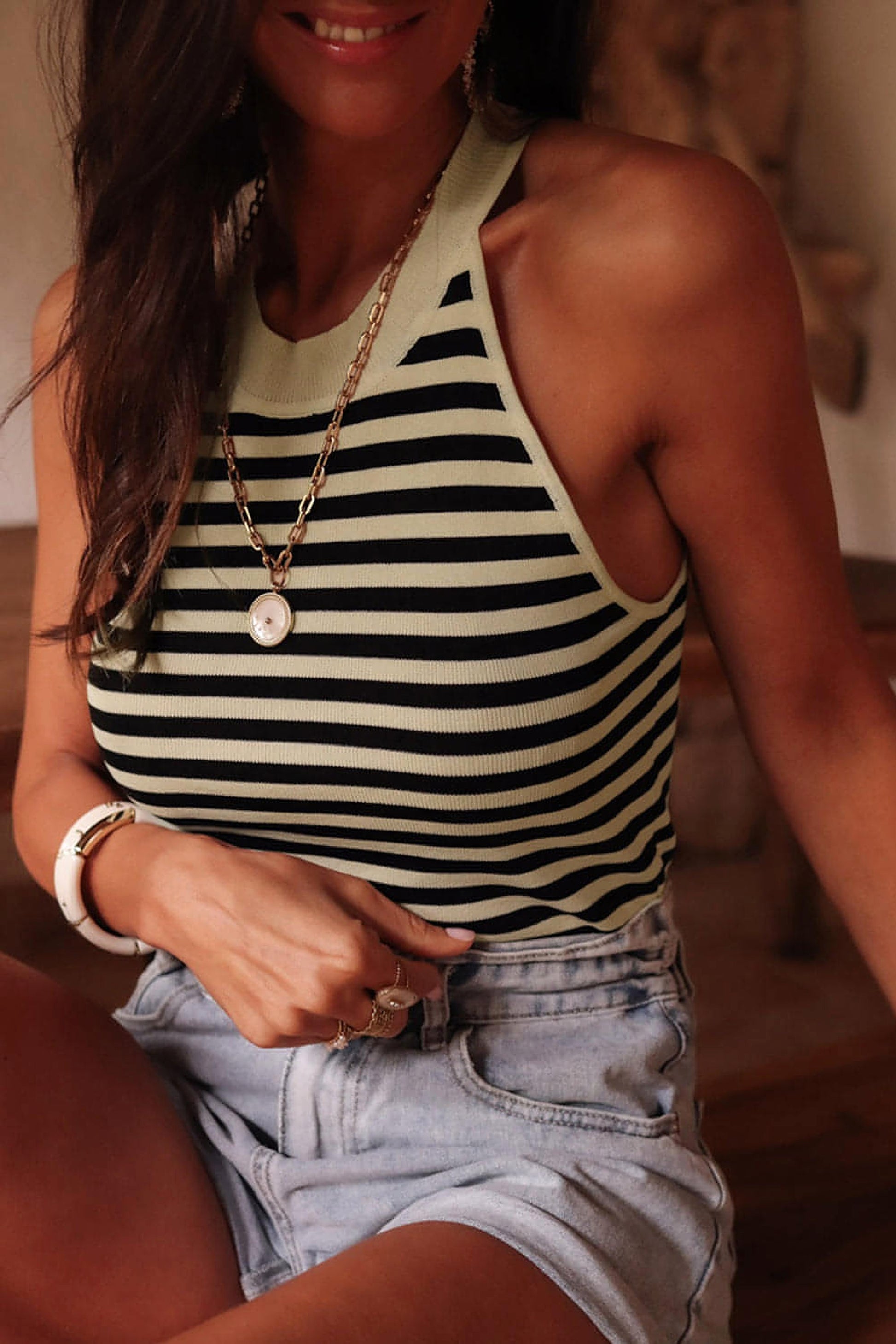 Black Stripe Crew Neck Slim Fit Sweater Vest - enhanced image 1