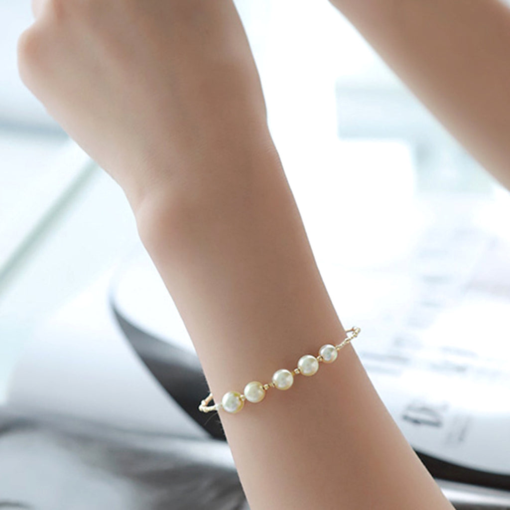European And American New Light Gold Pearl Bracelet - enhanced image 1
