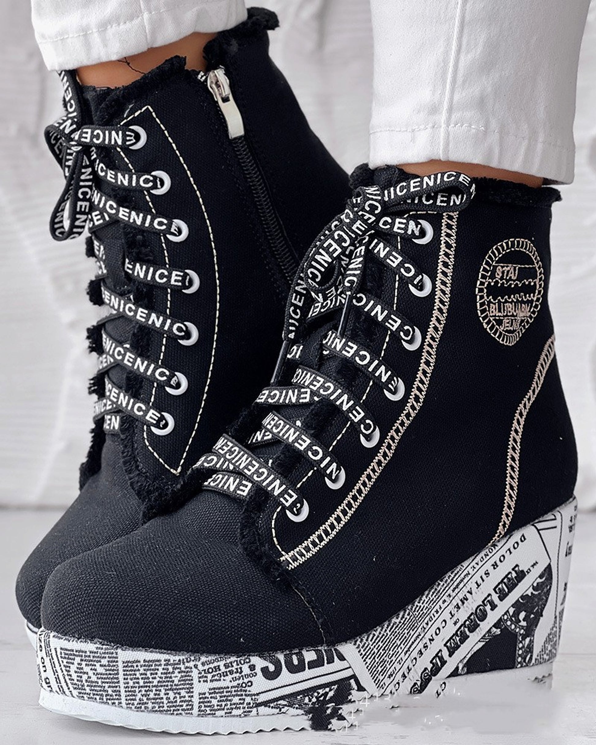 European And American Women's Clothing Colorful Rose Sneaker - enhanced image 1