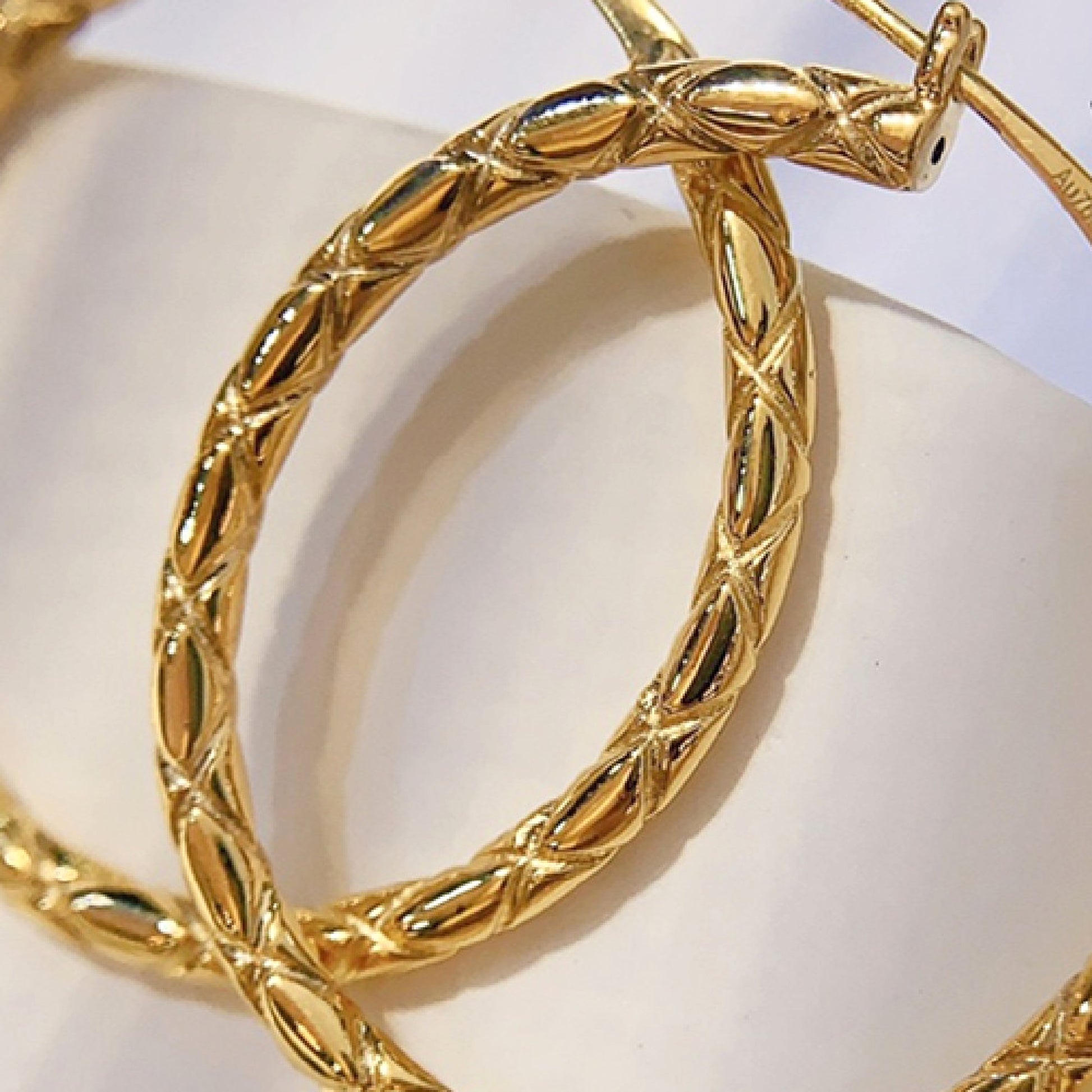 Fashion Classic Versatile Rhombus Earrings - enhanced image 1