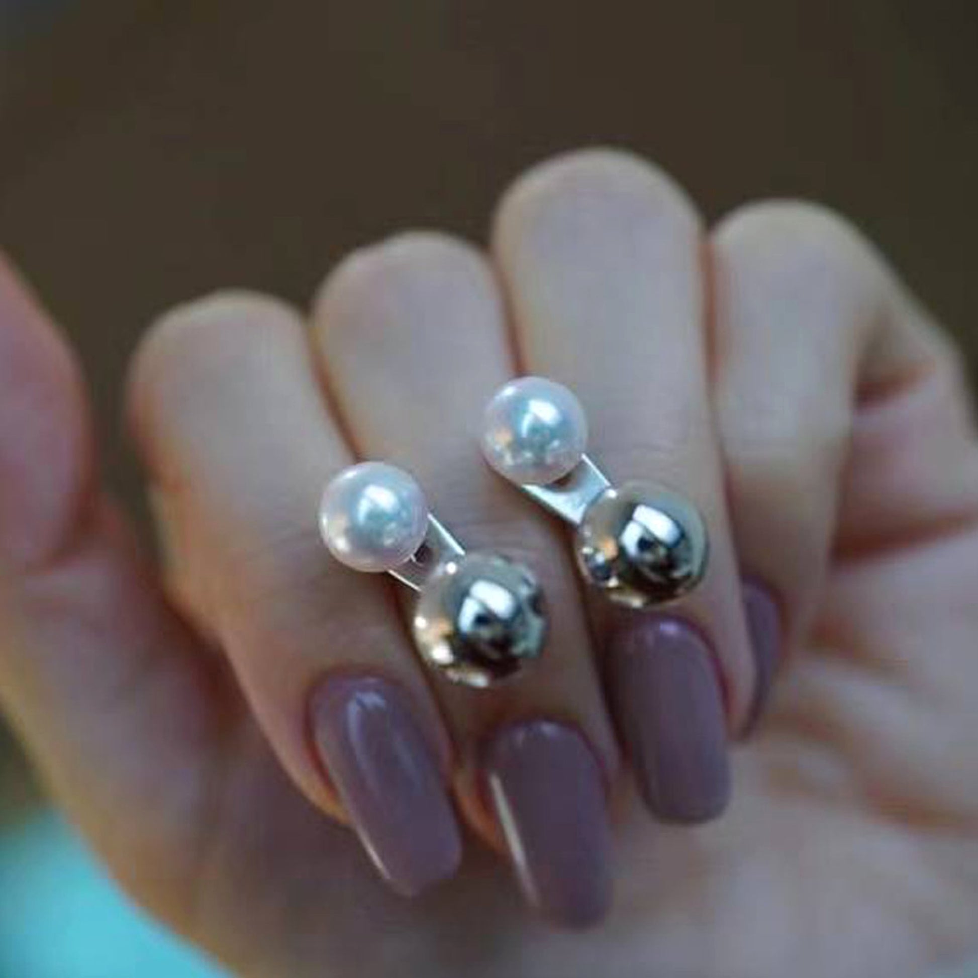 Pearl And Small Gold Ball Combined With Gold Earrings - enhanced image 1
