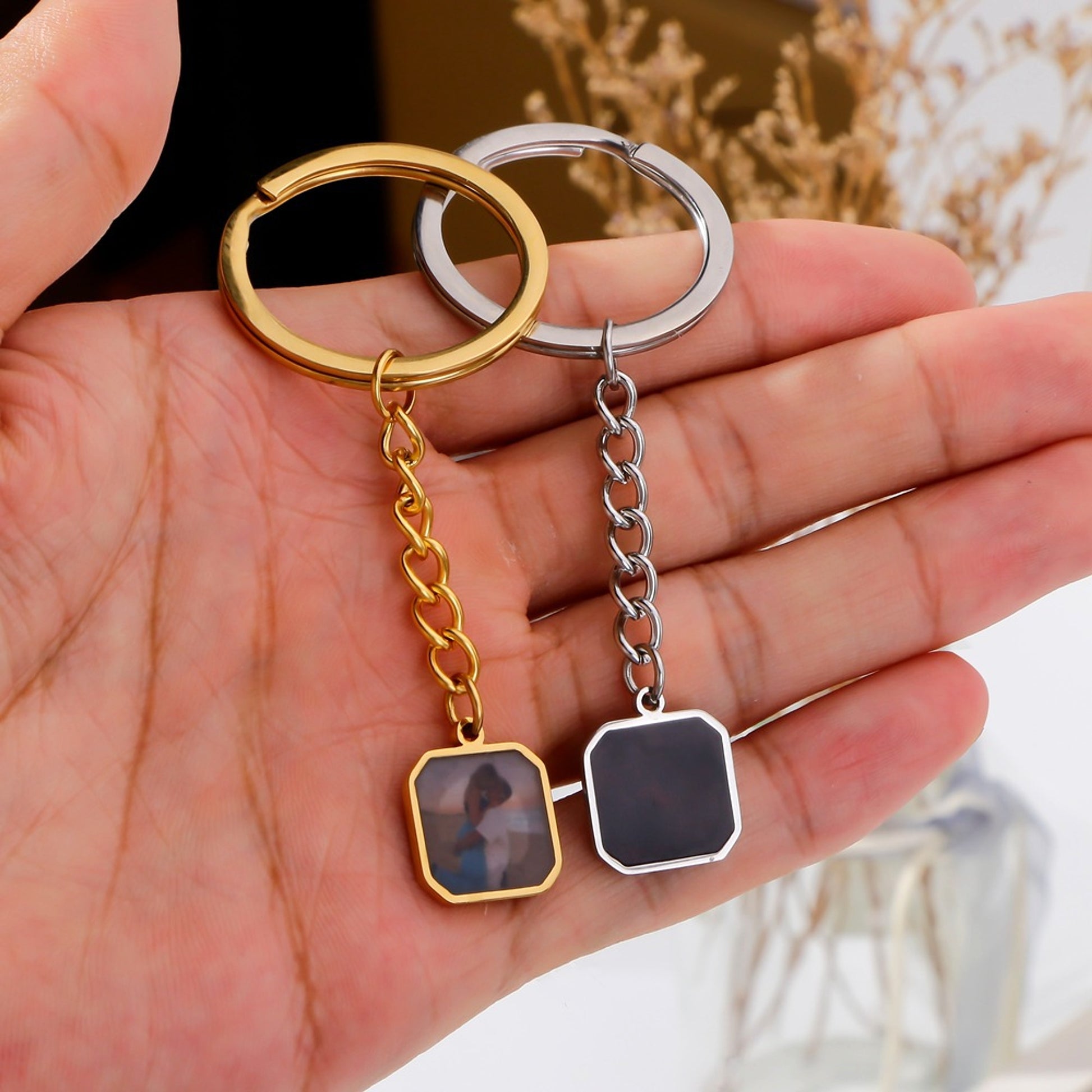Personalized Thermal Photo Keychain – Unique & Stylish Gift - enhanced image 1