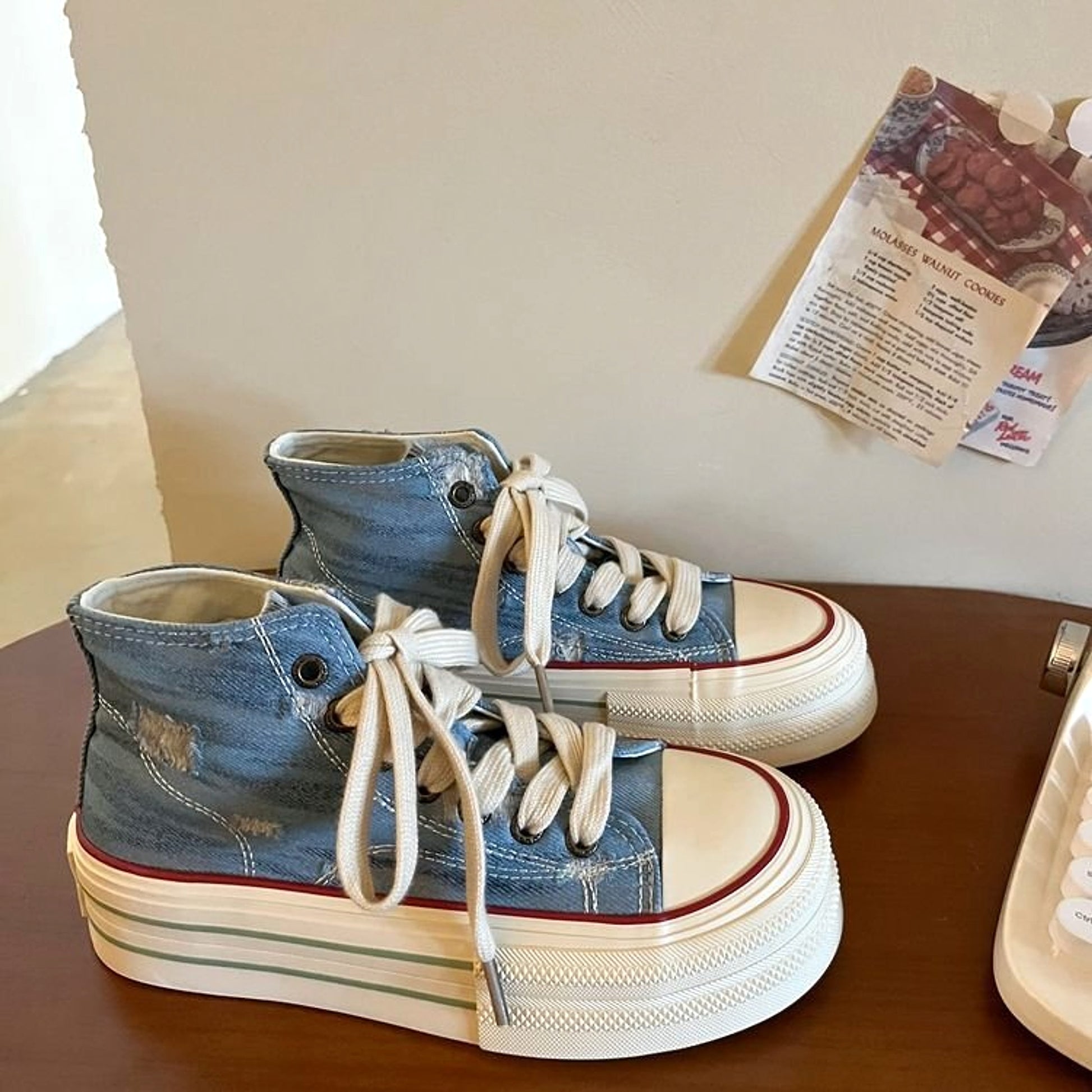Women's Synthetic Leather Lace-up High-top Rubber Casual Shoes - enhanced image 1