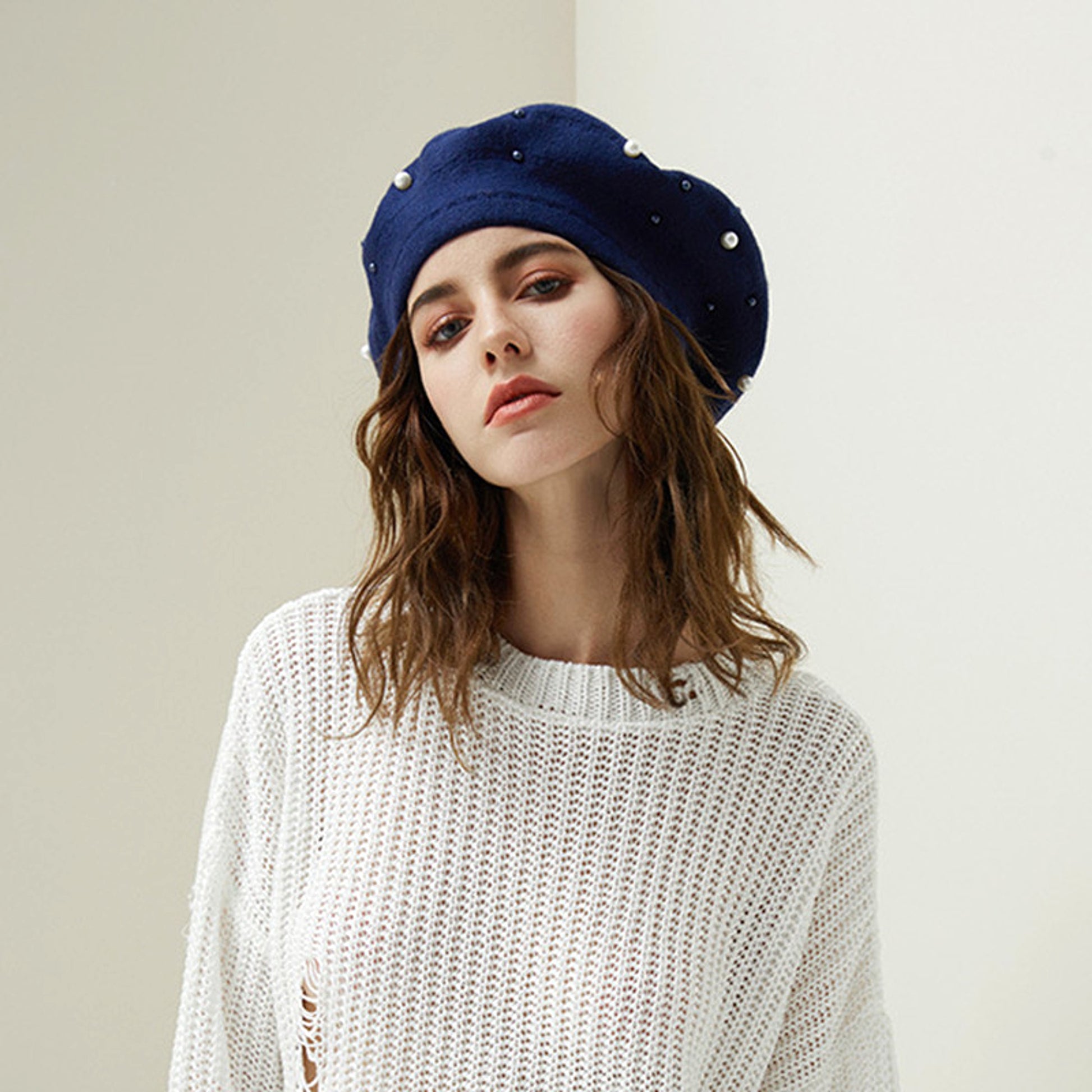Autumn and winter all-match pearl beret adult hat - enhanced image 2