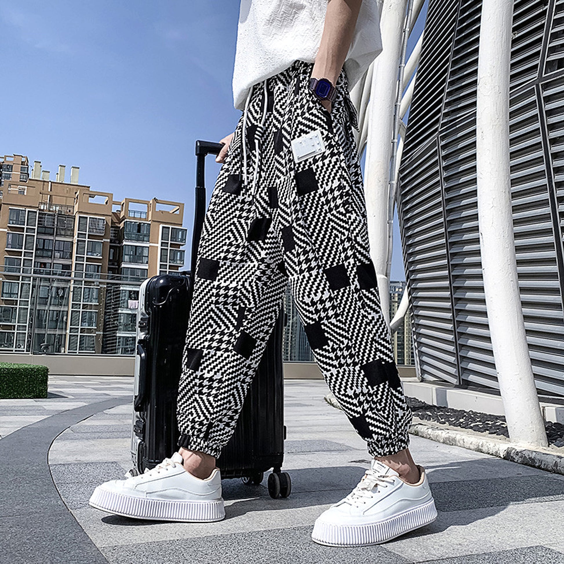 Casual Trendy Loose Ins Sports Harem Pants (Jeans) - enhanced image 2