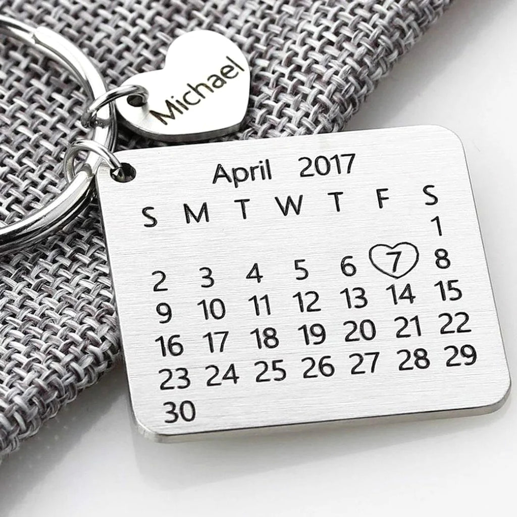 Personalized Calendar Keychain – Custom Date Engraved Keyring for Couples & Gifts - enhanced image 2