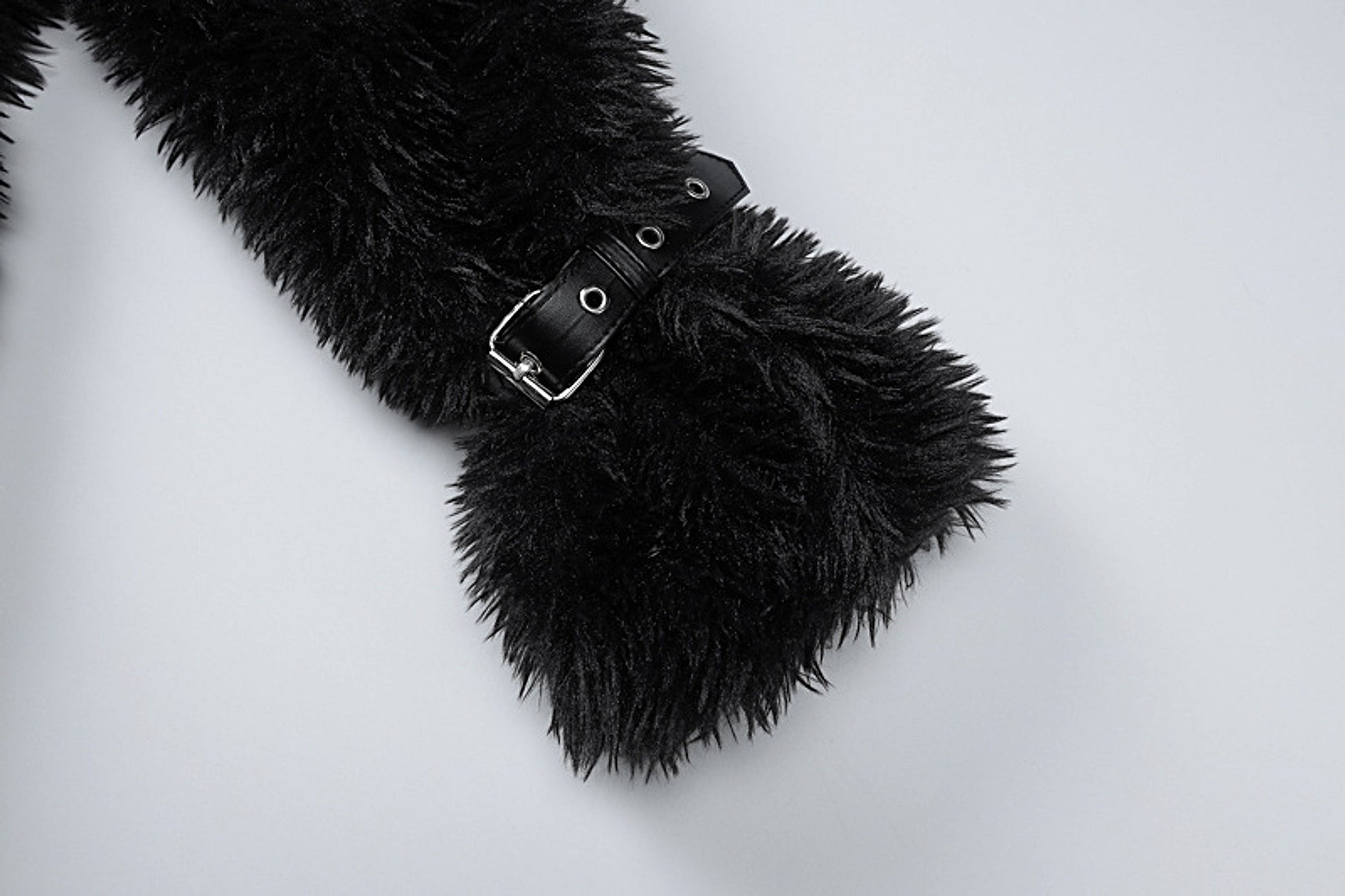 Fluffy wool & leather women 's jacket - enhanced image 2