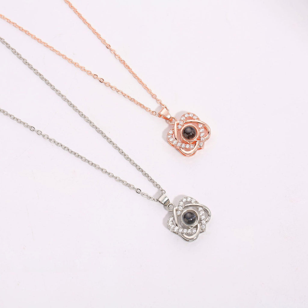 Men's And Women's Fashion Simple Heart-shaped Projection Necklace - enhanced image 2