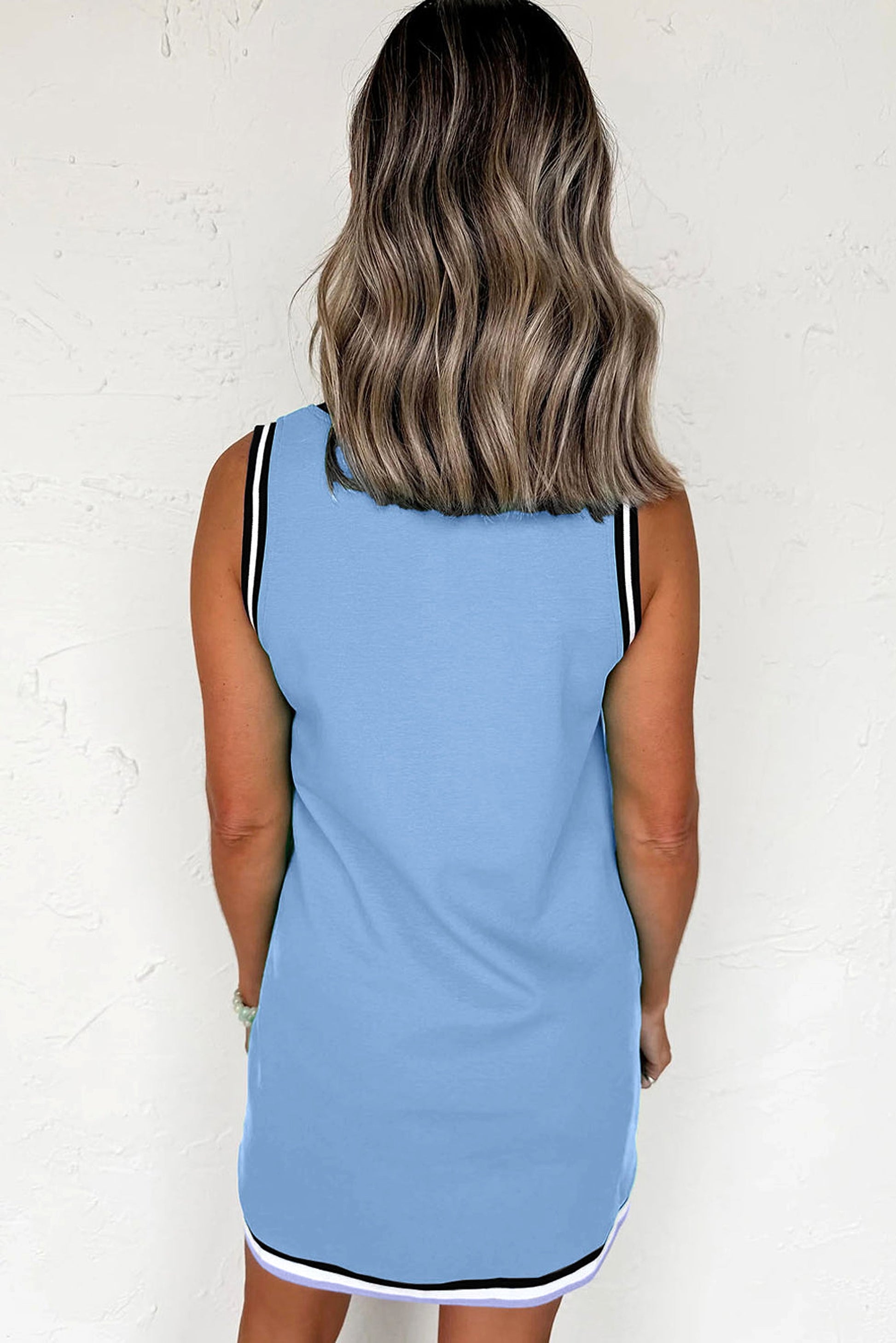 Myosotis Color Contrast Trim V Neck Shift Sleeveless Mini Dress - enhanced image 2