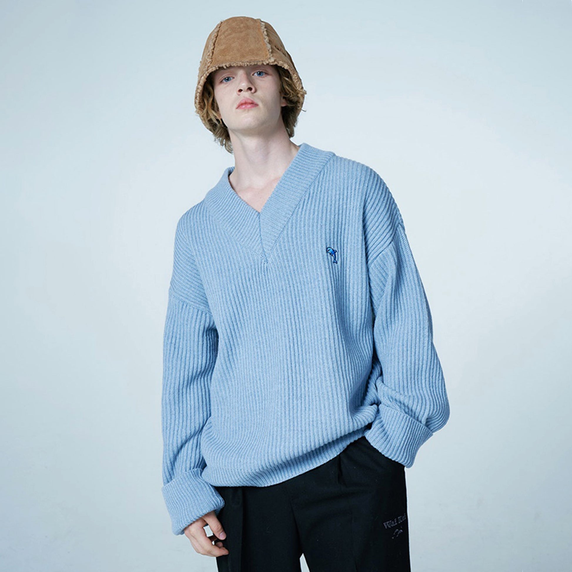New V-neck Sweater Women Loose-fitting Outer Top - enhanced image 2