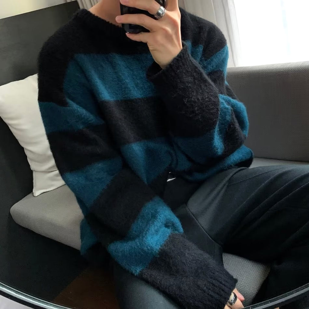 Round Neck Striped Design Sense Niche Soft Glutinous Sweater Men - enhanced image 2