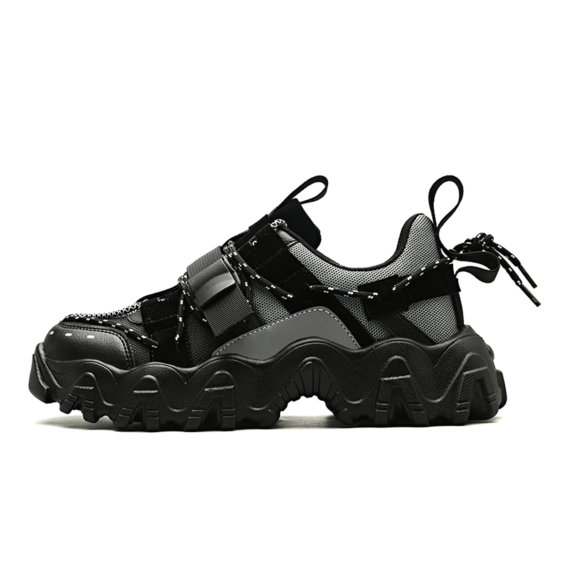 Shock absorbing basketball shoes - enhanced image 2